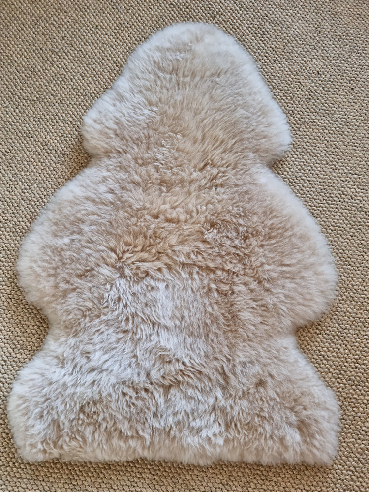 
            
                Load image into Gallery viewer, NZ Sheepskin Long Hair - Fudge - ideal for draping or floor rug
            
        
