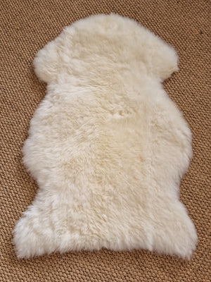 
            
                Load image into Gallery viewer, NZ Sheepskin Long Hair - Milk - ideal for draping or floor rug
            
        