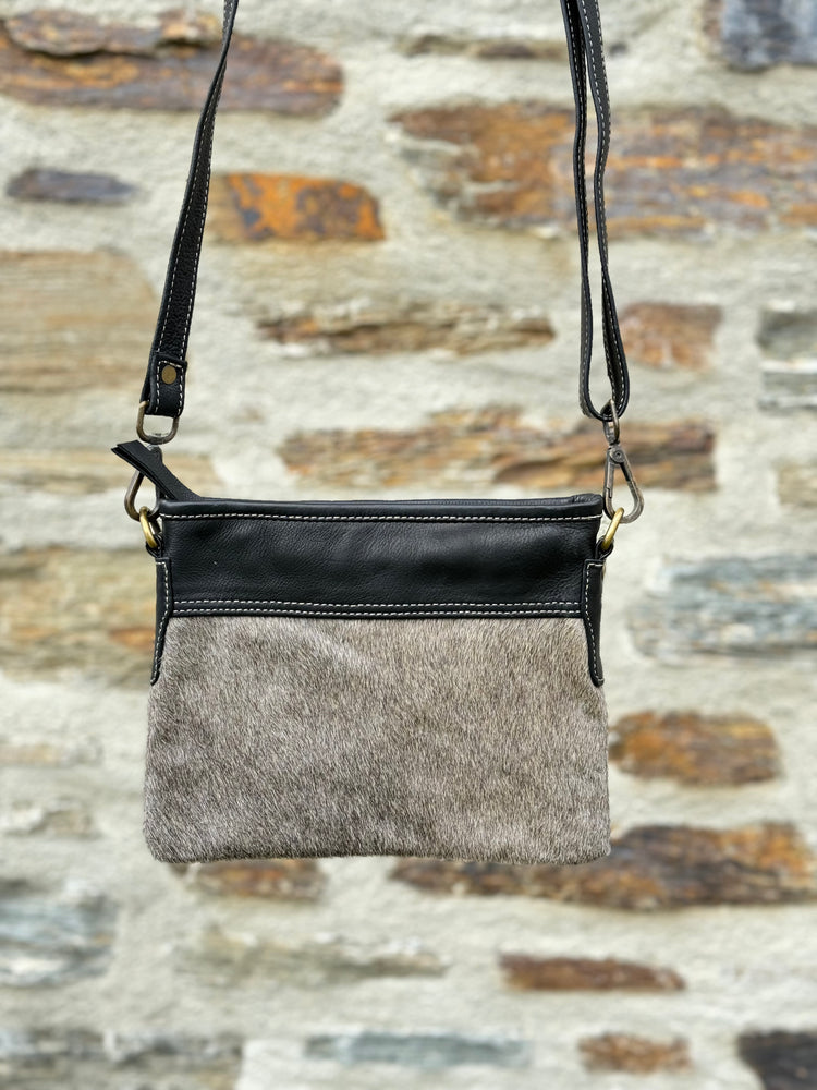 On The Go Shoulder Bag - Dark Grey