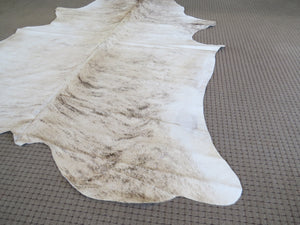 Large Cowhide - Sandy Light Brindle