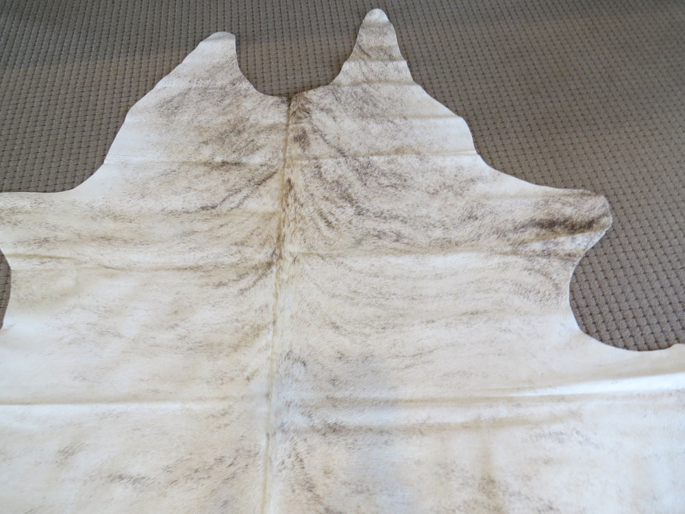 Large Cowhide - Sandy Light Brindle