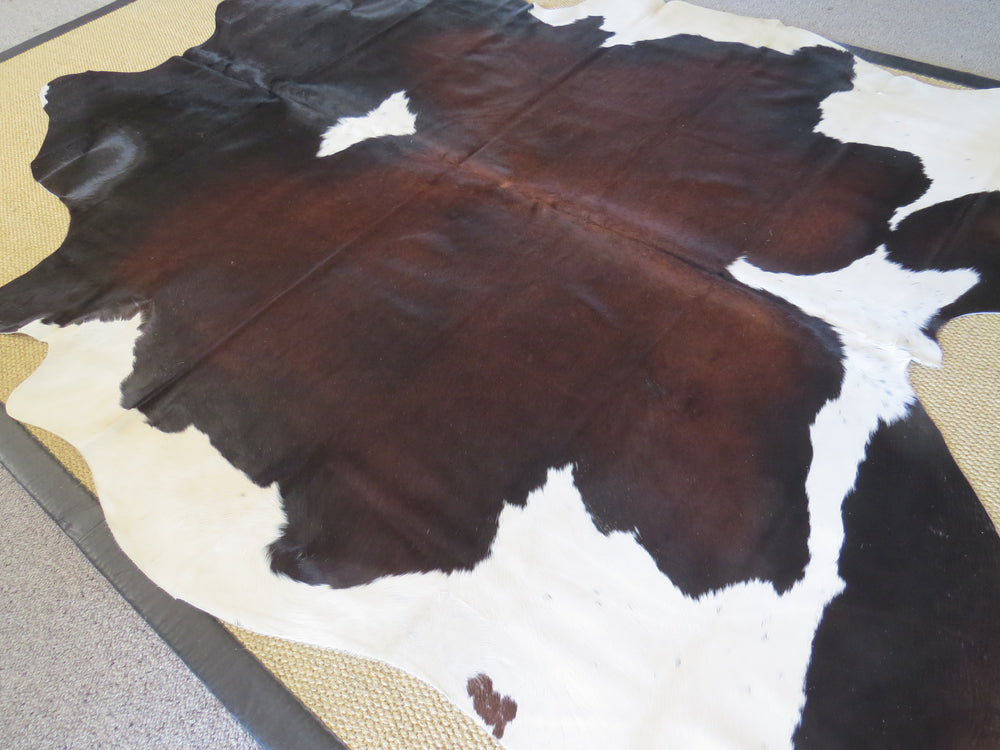 Super Cowhide Red Black