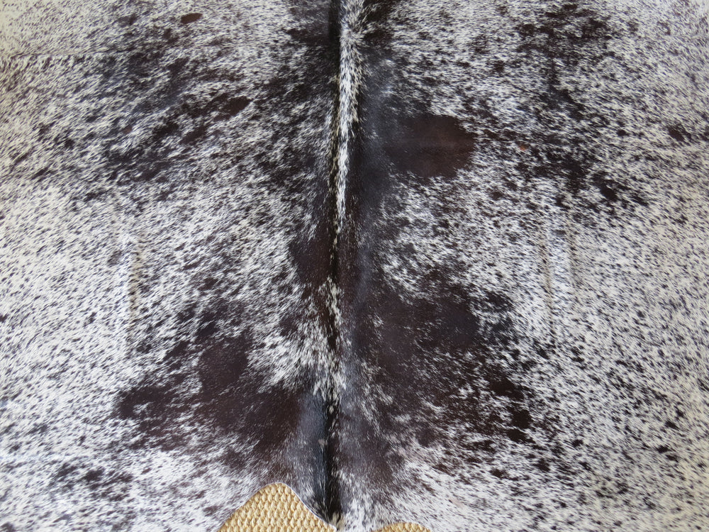 
            
                Load image into Gallery viewer, Large Cowhide - Black Brown + White Salt &amp;amp; Pepper (Speckled Park)
            
        