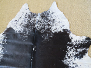 
            
                Load image into Gallery viewer, SALE Large Cowhide - Black Brown + White Salt &amp;amp; Pepper (Speckled Park)
            
        
