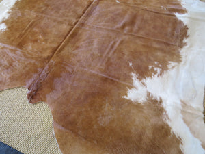 Large Cowhide - Soft Caramel Brown