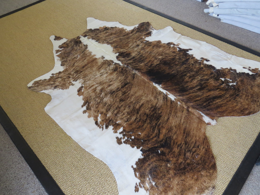 Large Cowhide - Mid Brindle