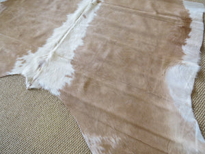 Large Cowhide - Champagne + White