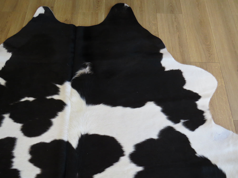 Large Cowhide - Black + White XL - great value