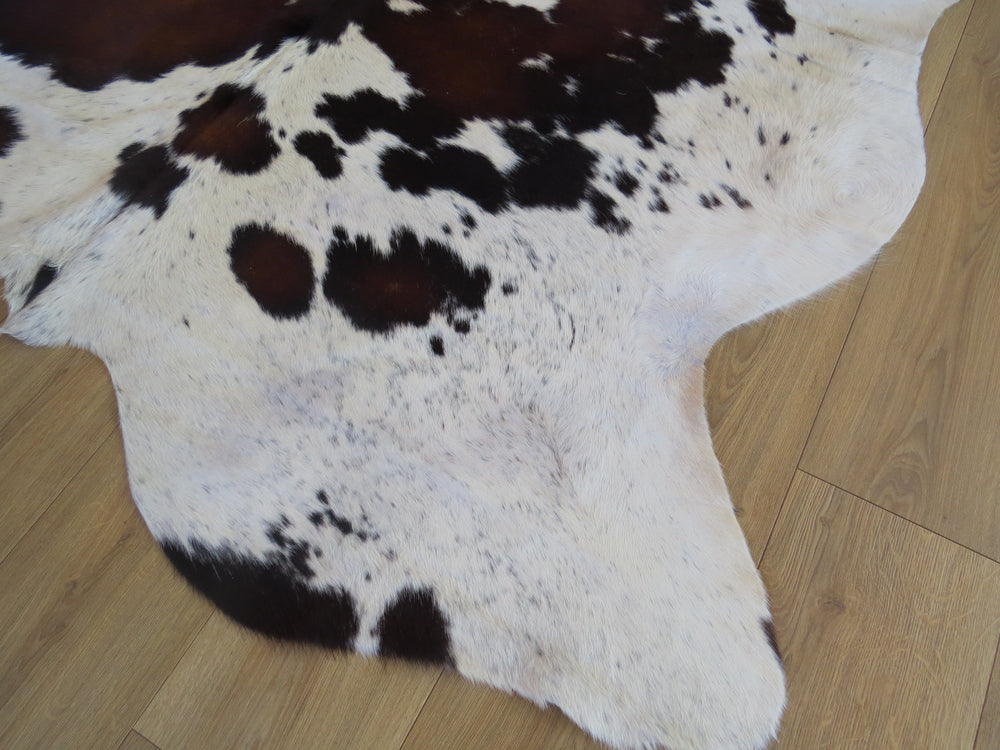 Large Cowhide - Red Black