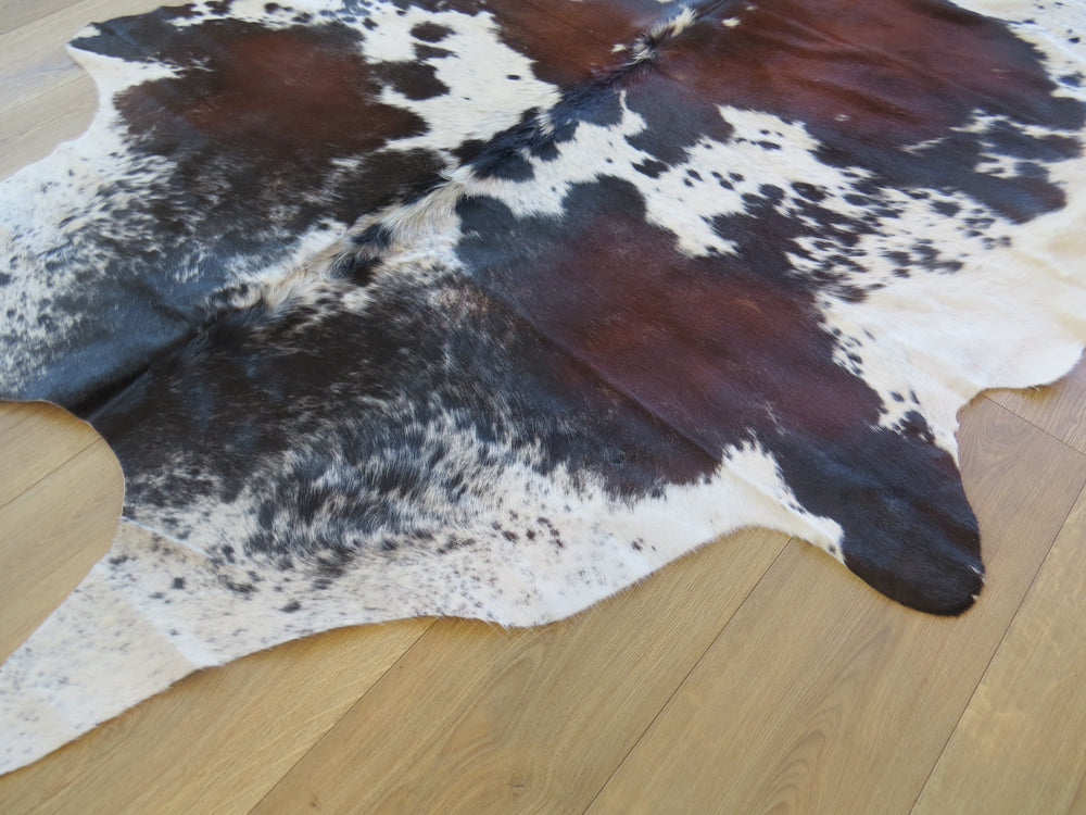 Large Cowhide - Red Black