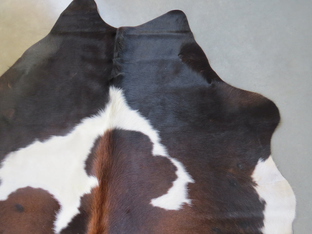 Cowhide Medium  SKU 256 - Tri Colour