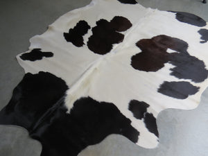 Cowhide Medium SKU 252 - Black, Chocolate & White