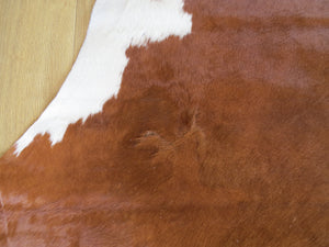 Large Cowhide - Hereford - SKU 9201