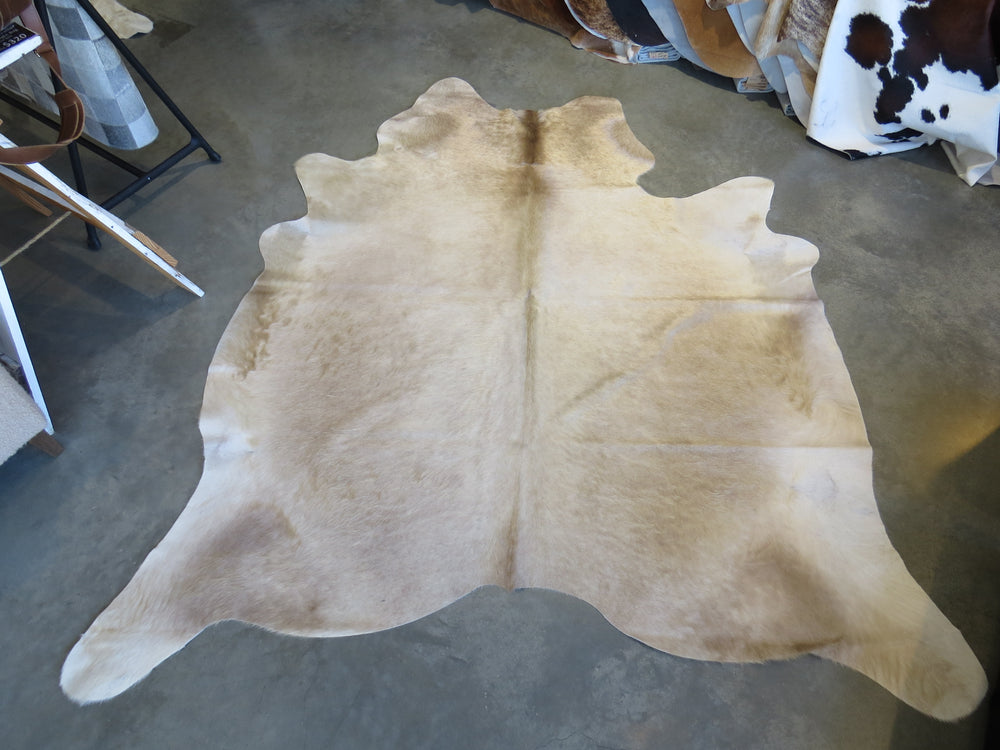 Premium Large Cowhide - Champagne - SKU 9250