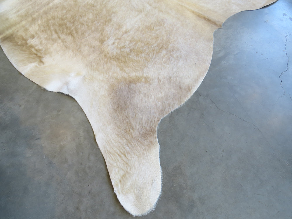 Premium Large Cowhide - Champagne - SKU 9250