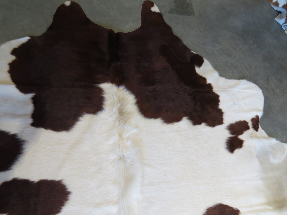 Super Cowhide Copper Brown + White - SKU 9329