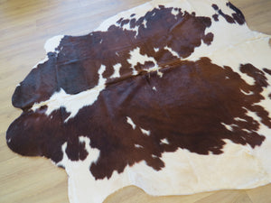 Large Cowhide - Copper Brown Tri Colour- SKU 9490