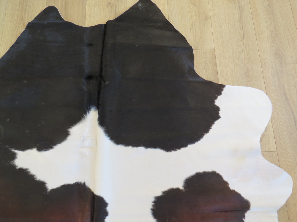 Large Cowhide - Red Black - SKU 9483