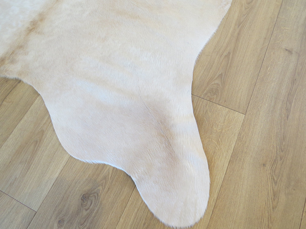 Cowhide Medium SKU 713  - Blond