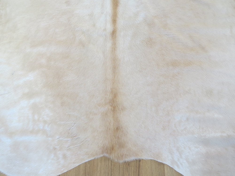 Cowhide Medium SKU 713  - Blond
