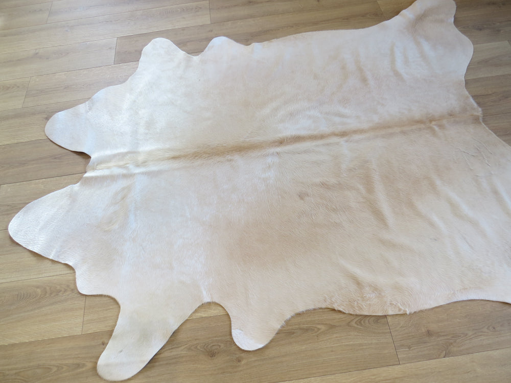 Cowhide Medium SKU 713  - Blond