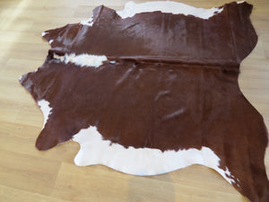 Cowhide Medium SKU 721  - Hereford