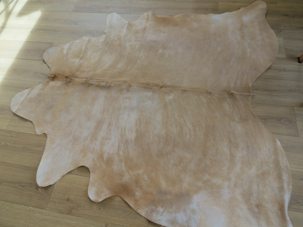 Cowhide Medium SKU 726  - Blond Swirl