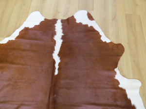 Cowhide Medium SKU 708  - Hereford