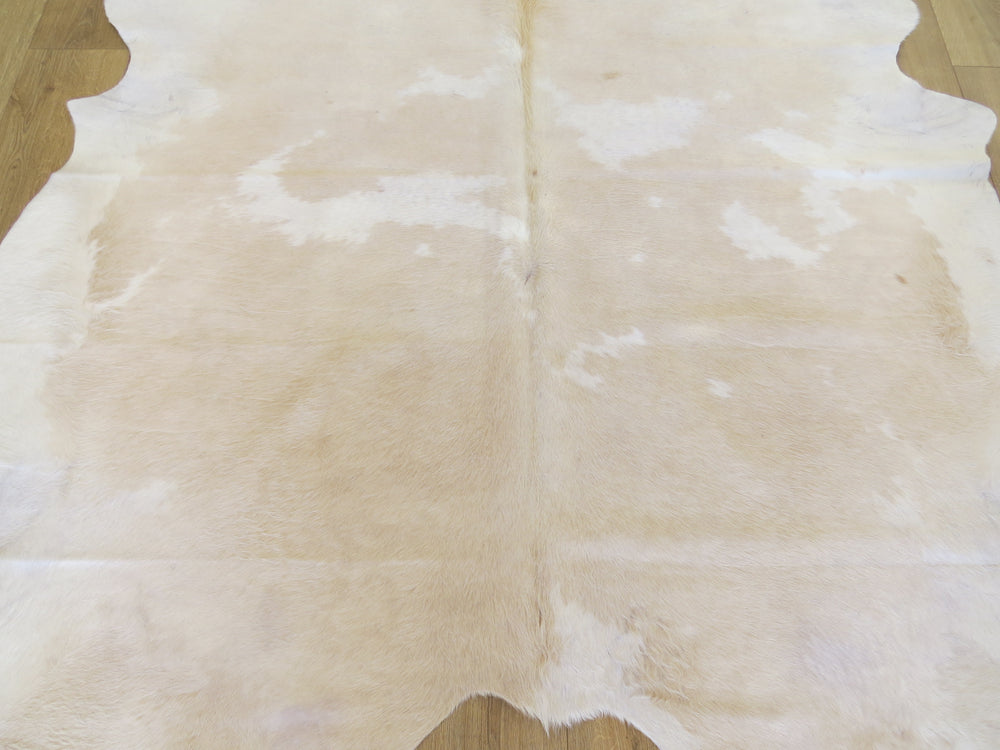 Large Cowhide - Blond - SKU 9747