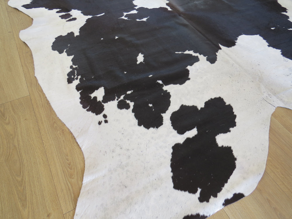 Large Cowhide - Black + White - SKU 9731