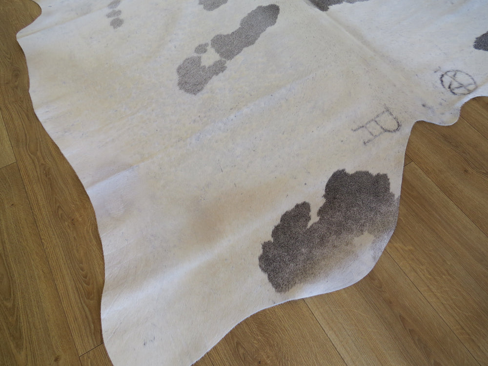 Large Cowhide - Grey + White - SKU 9730