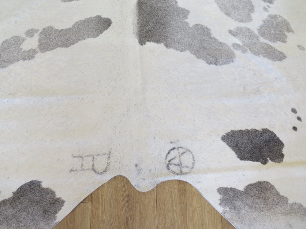 Large Cowhide - Grey + White - SKU 9730