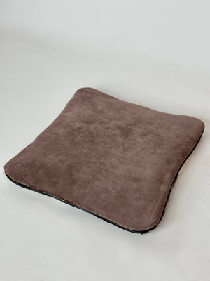 Square seat topper - Walnut Brown + White