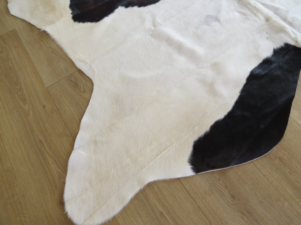 Large Cowhide - Red Black White Dominant - SKU 9755