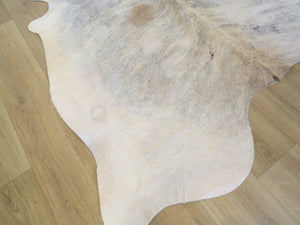 Cowhide Medium SKU 781  - Cream Brindle