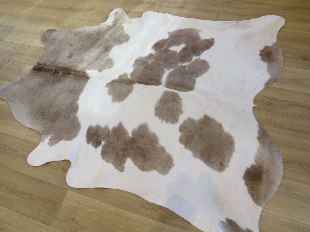 Cowhide Medium SKU 770- Taupe + White