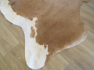 Super Cowhide Caramel + White - SKU 9717