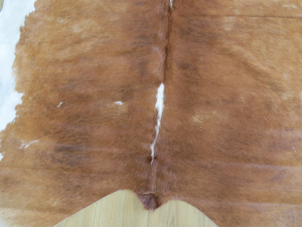 Large Cowhide - Soft Tan + White - SKU 9720
