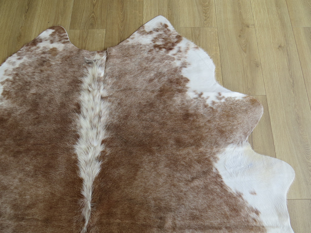 Large Cowhide - Frosted Chestnut + White - SKU 9801