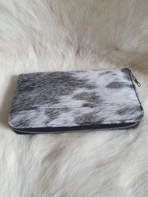 
            
                Load image into Gallery viewer, Coastal Cowhides Signature Wallet - Grey mottled
            
        