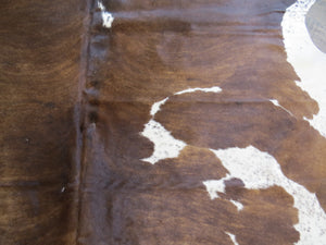 
            
                Load image into Gallery viewer, Large Cowhide - Brown &amp;amp; White
            
        